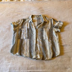 FOREVER 21 Cropped Linen Button Down